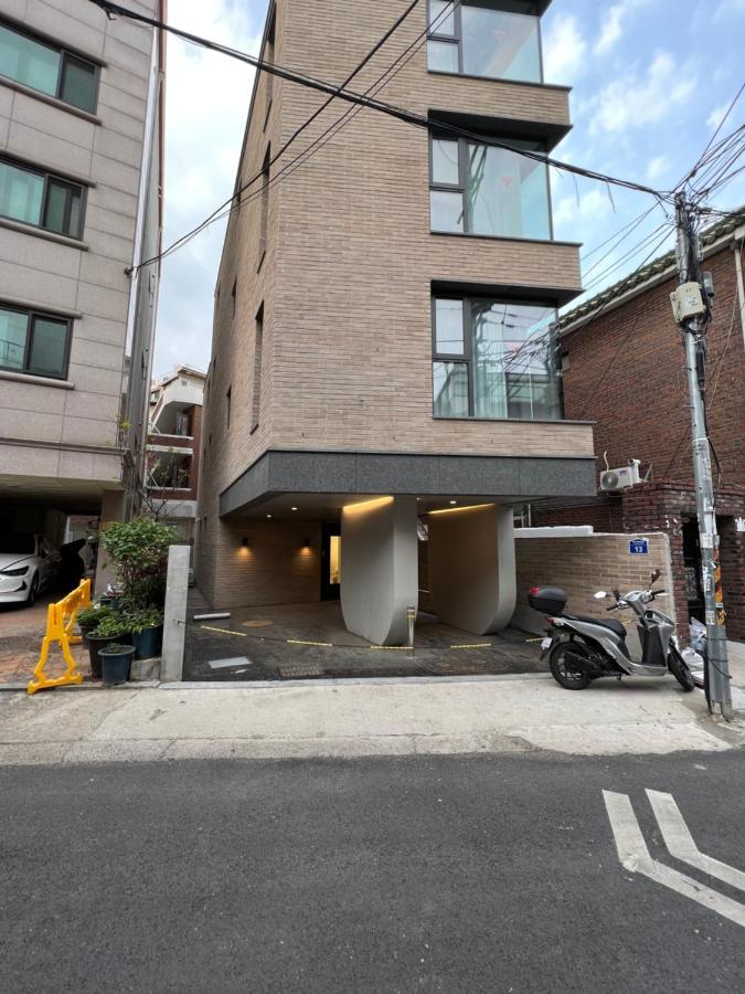 Hao Guesthouse In Hongdae Seoul Bagian luar foto